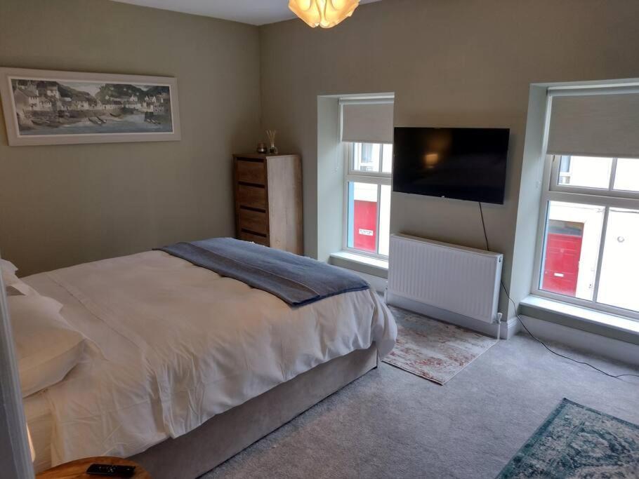White Birds Townhouse In Sligo Town Center Apartment Ngoại thất bức ảnh
